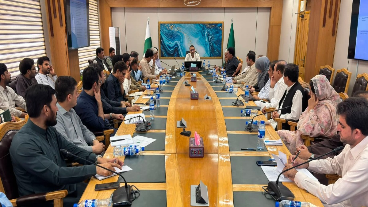 Departmental Progress Review Meeting Held at Planning & Development Department