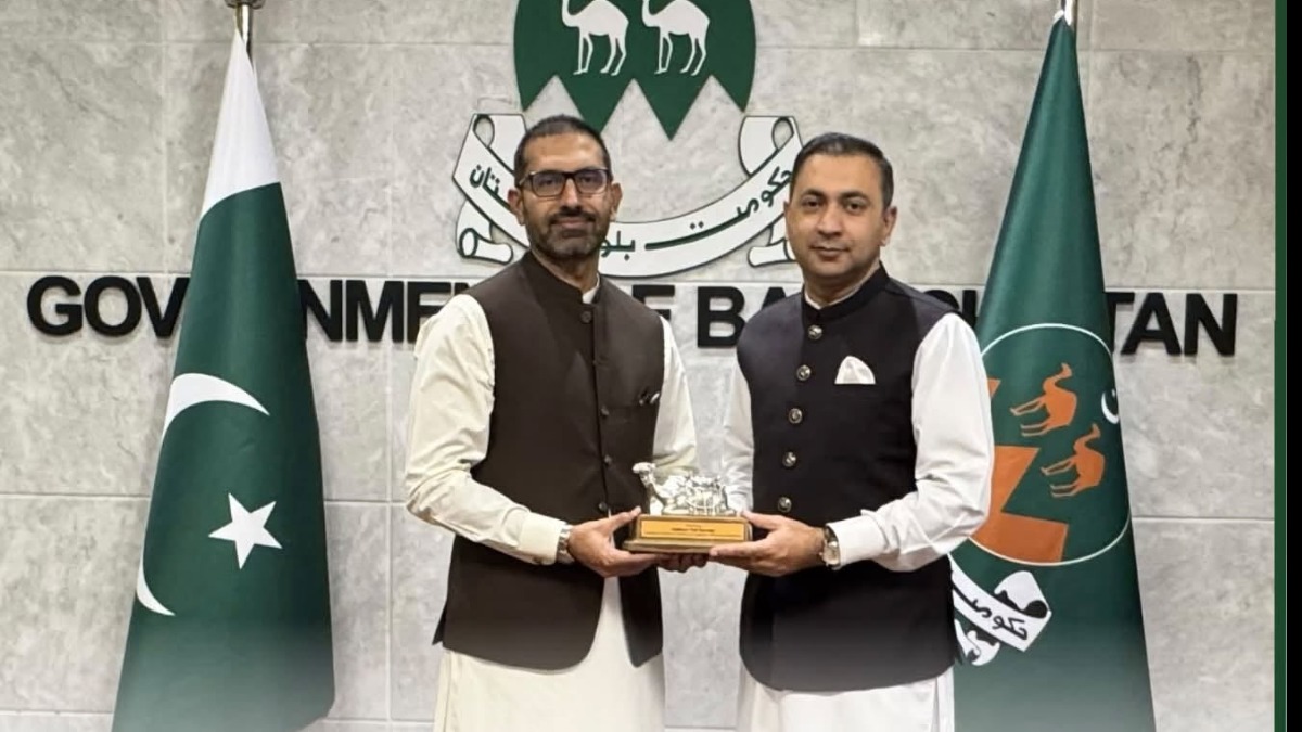 ACS (Dev:) Honours Outgoing MD BTVTA Mr. Hamood-ur-Rehman for His Services